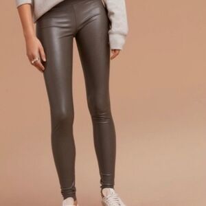 Aritzia Wilfred Free Daria High Waisted Faux Leather Leggings Very Dark Brown XS